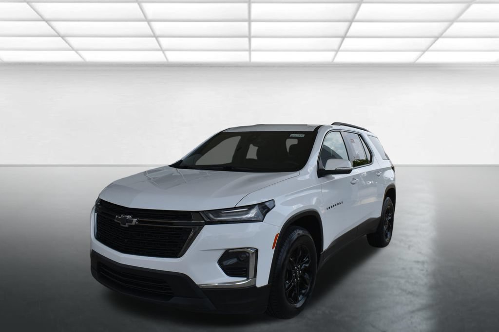 Used 2023 Chevrolet Traverse LT FWD image 6