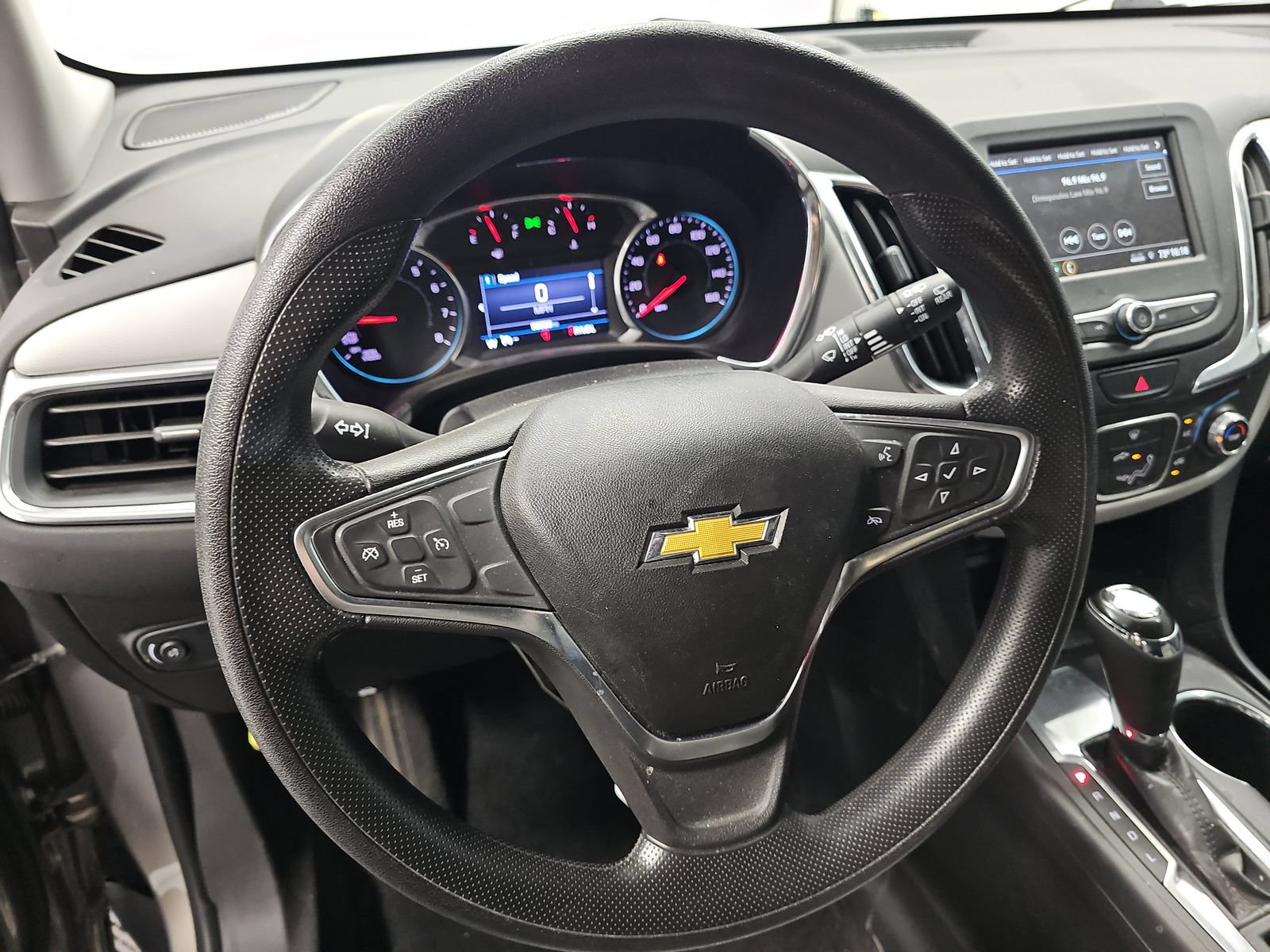 Used 2019 Chevrolet Equinox LT FWD image 8