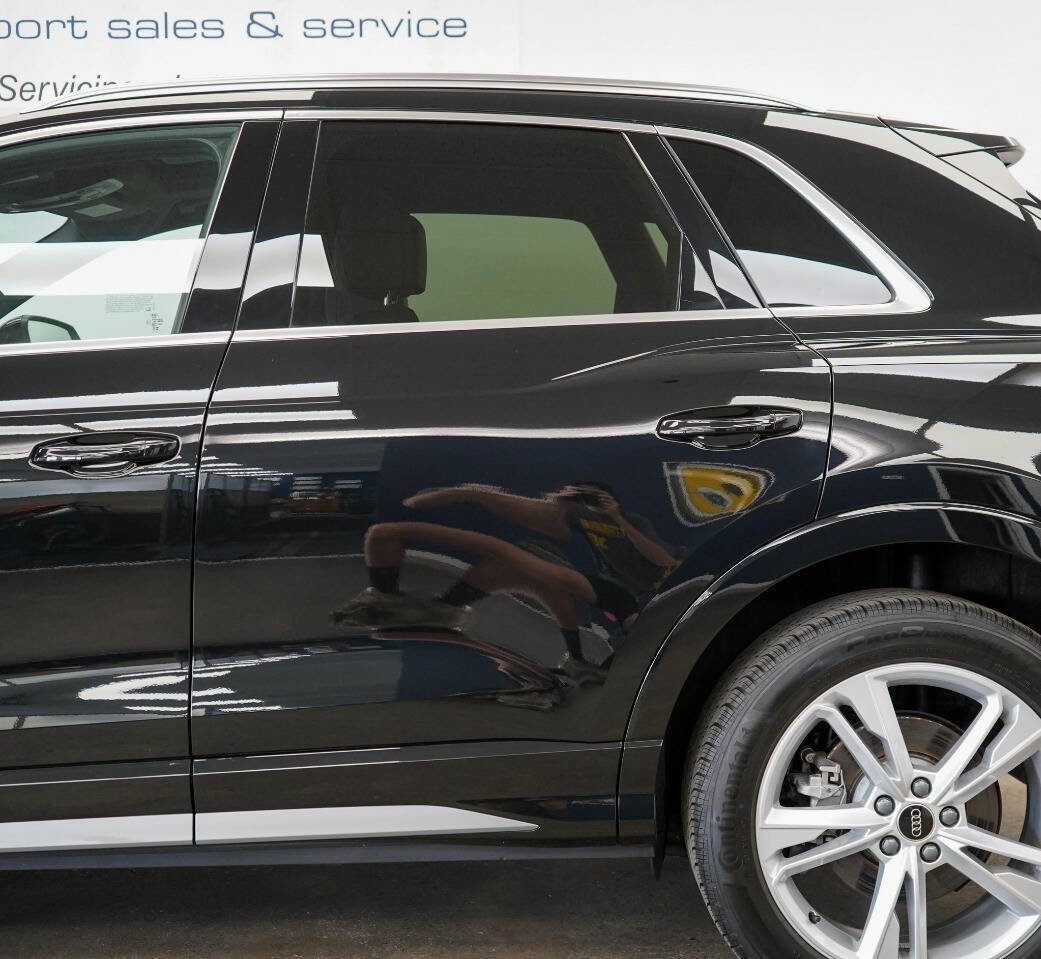 Used 2024 Audi Q3 2.0T Premium Plus w/ Premium Plus Package image 10