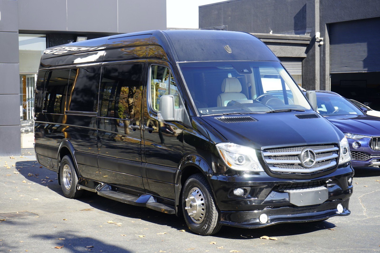 Used 2017 Mercedes-Benz Sprinter 3500 image 6