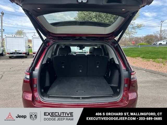 Used 2024 Jeep Grand Cherokee Limited 4xe w/ Luxury Tech Group II AWD/4WD image 7
