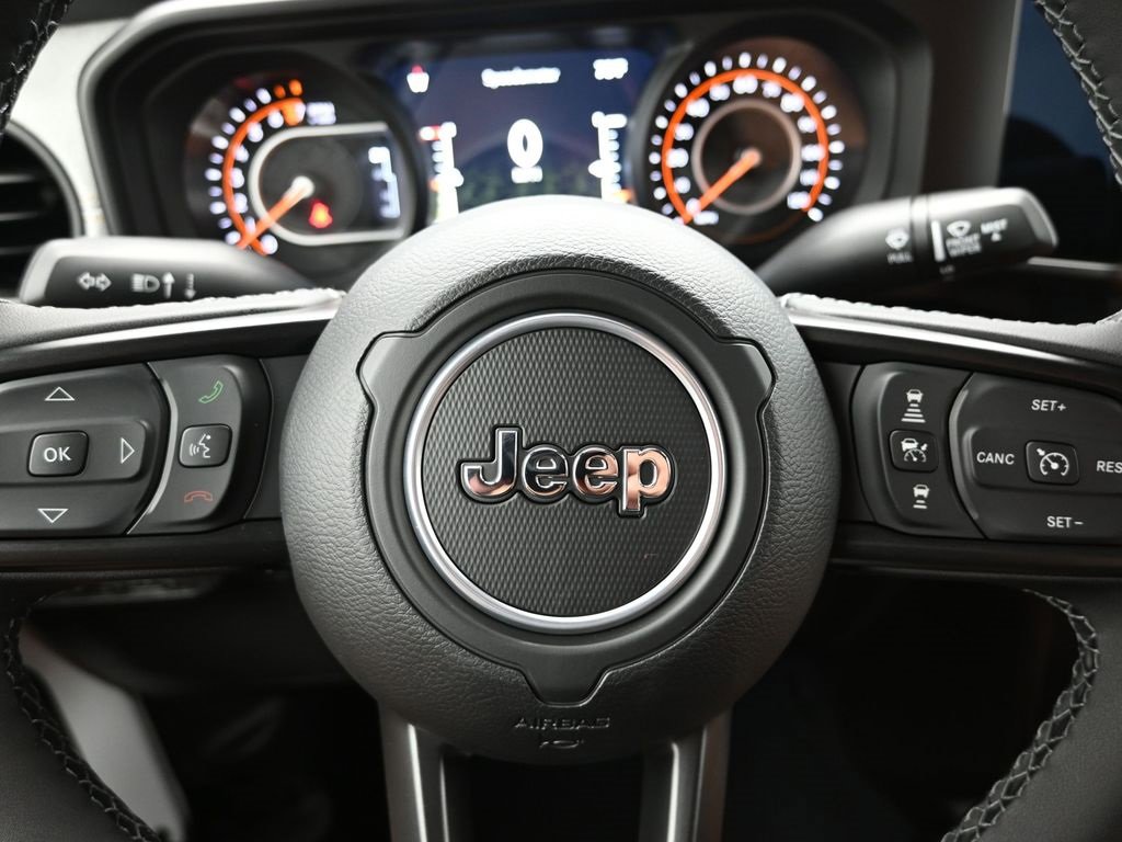 New 2025 Jeep Gladiator Sport image 20