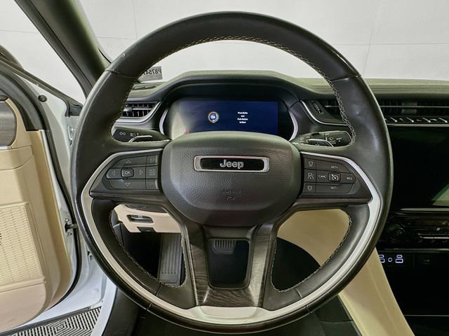 Used 2023 Jeep Grand Cherokee L Limited image 13