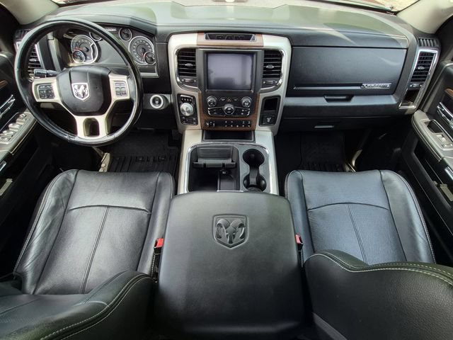 Used 2018 RAM 1500 Laramie w/ Convenience Group AWD/4WD image 17