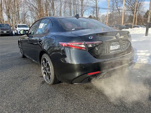 New 2026 Alfa Romeo Giulia Base w/ Driving Assist Package image 6