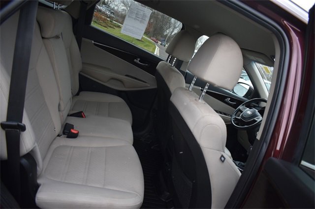 Used 2019 Kia Sorento LX w/ LX V6 Convenience Package image 13