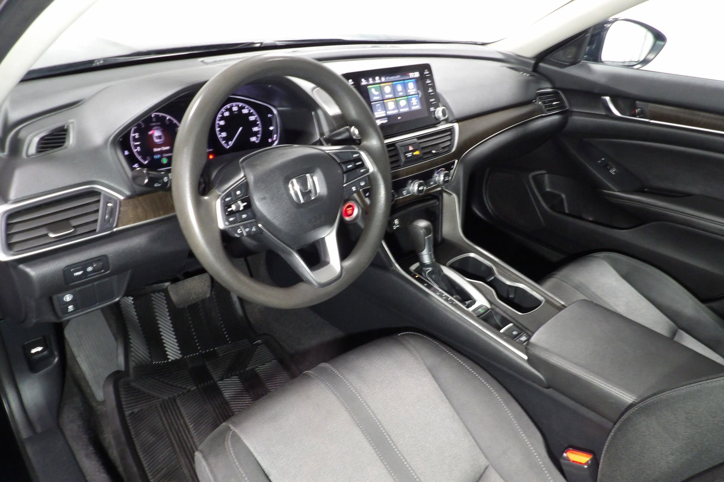 Used 2020 Honda Accord EX image 10