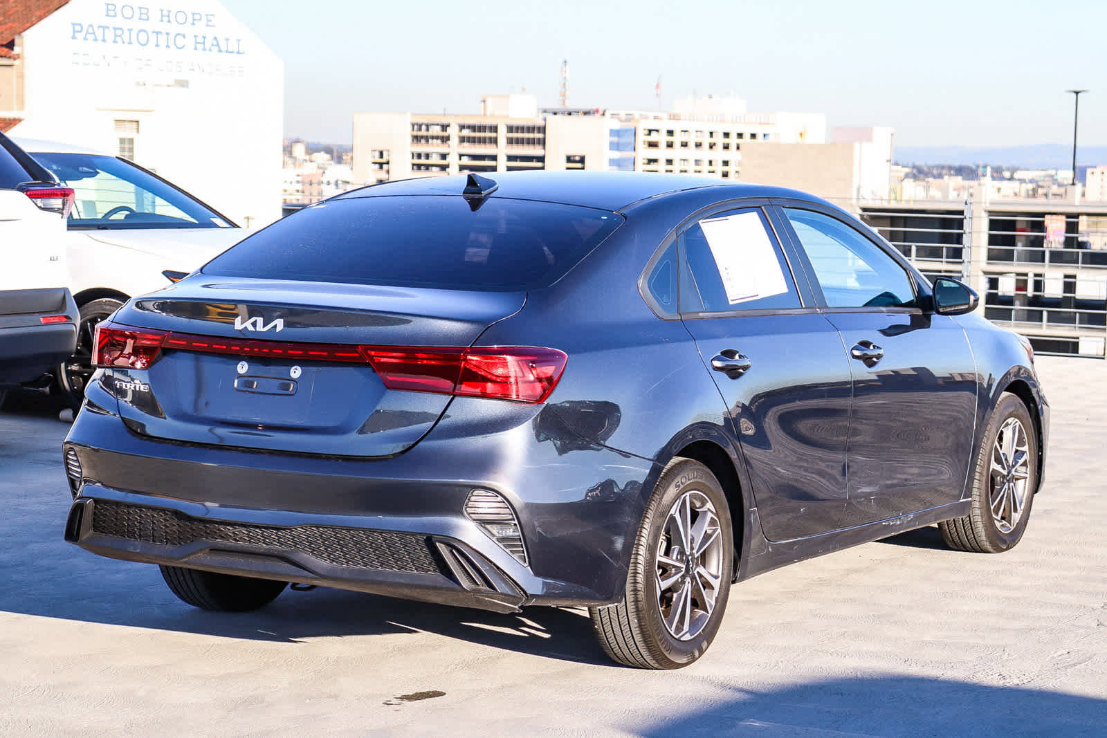 Used 2022 Kia Forte LXS image 4