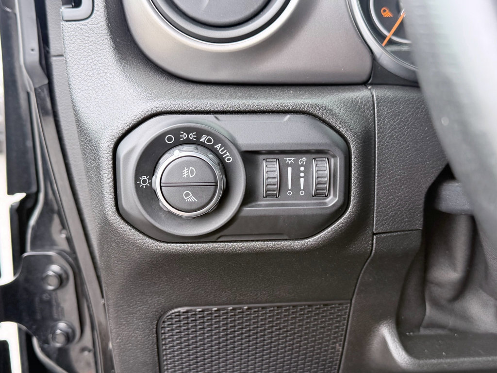 Used 2020 Jeep Gladiator Sport w/ Quick Order Package 24S image 15