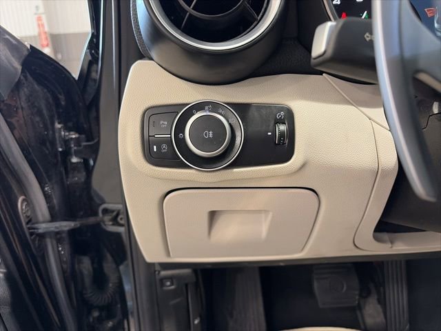 Used 2018 Alfa Romeo Giulia Ti AWD/4WD image 17