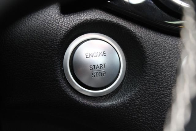 Used 2015 Mercedes-Benz CLA 250 4MATIC image 14