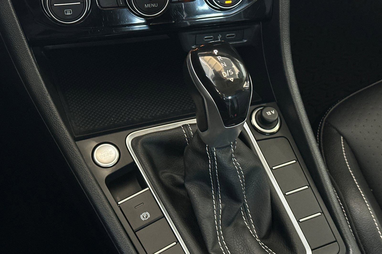 Used 2022 Volkswagen Jetta SE image 21