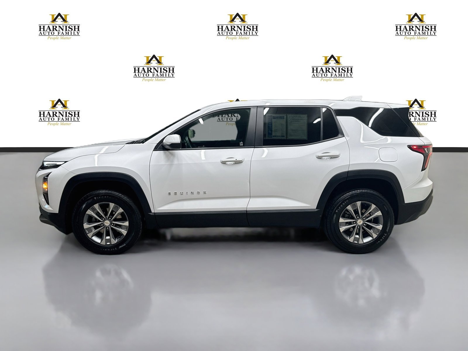 Used 2025 Chevrolet Equinox LT FWD image 9