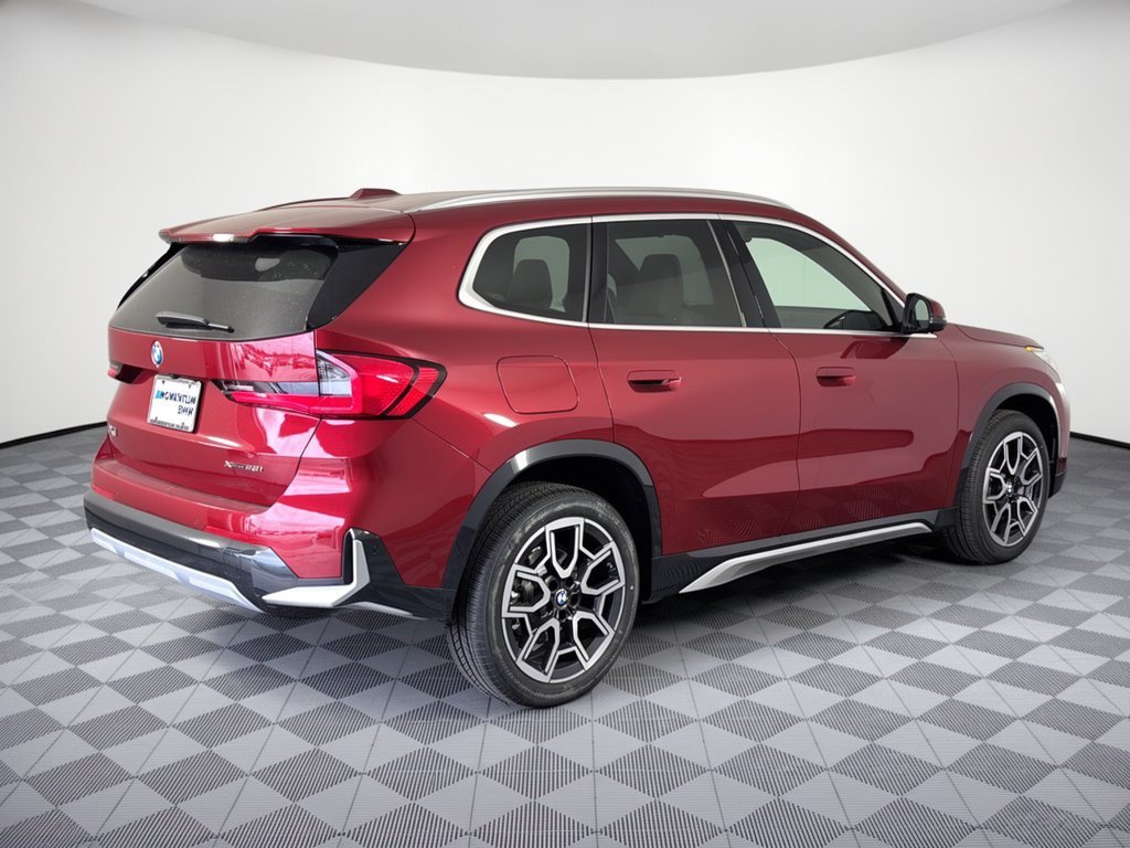 New 2027 BMW X1 xDrive28i w/ Technology Package AWD/4WD image 9