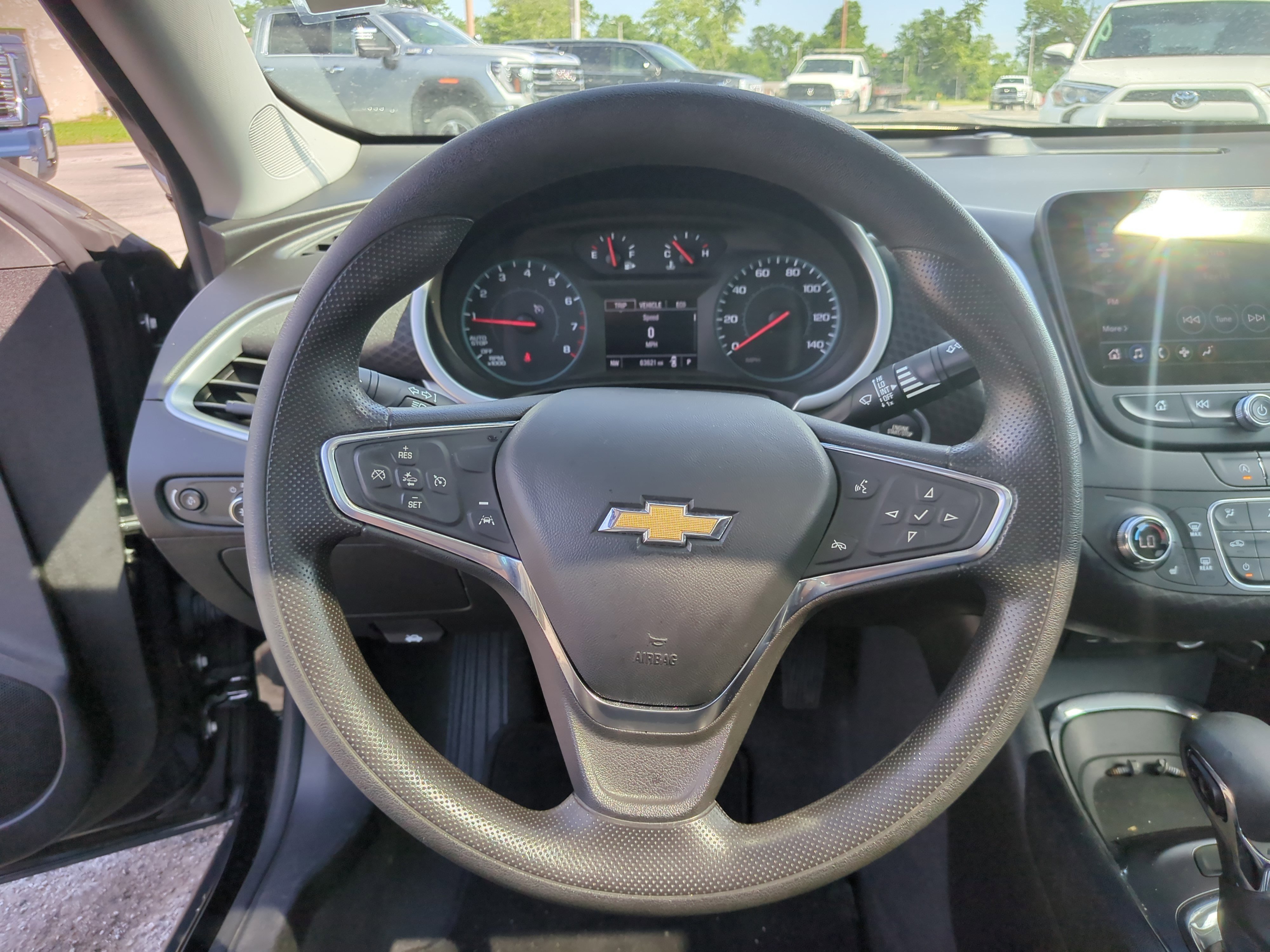 Used 2023 Chevrolet Malibu LT image 9