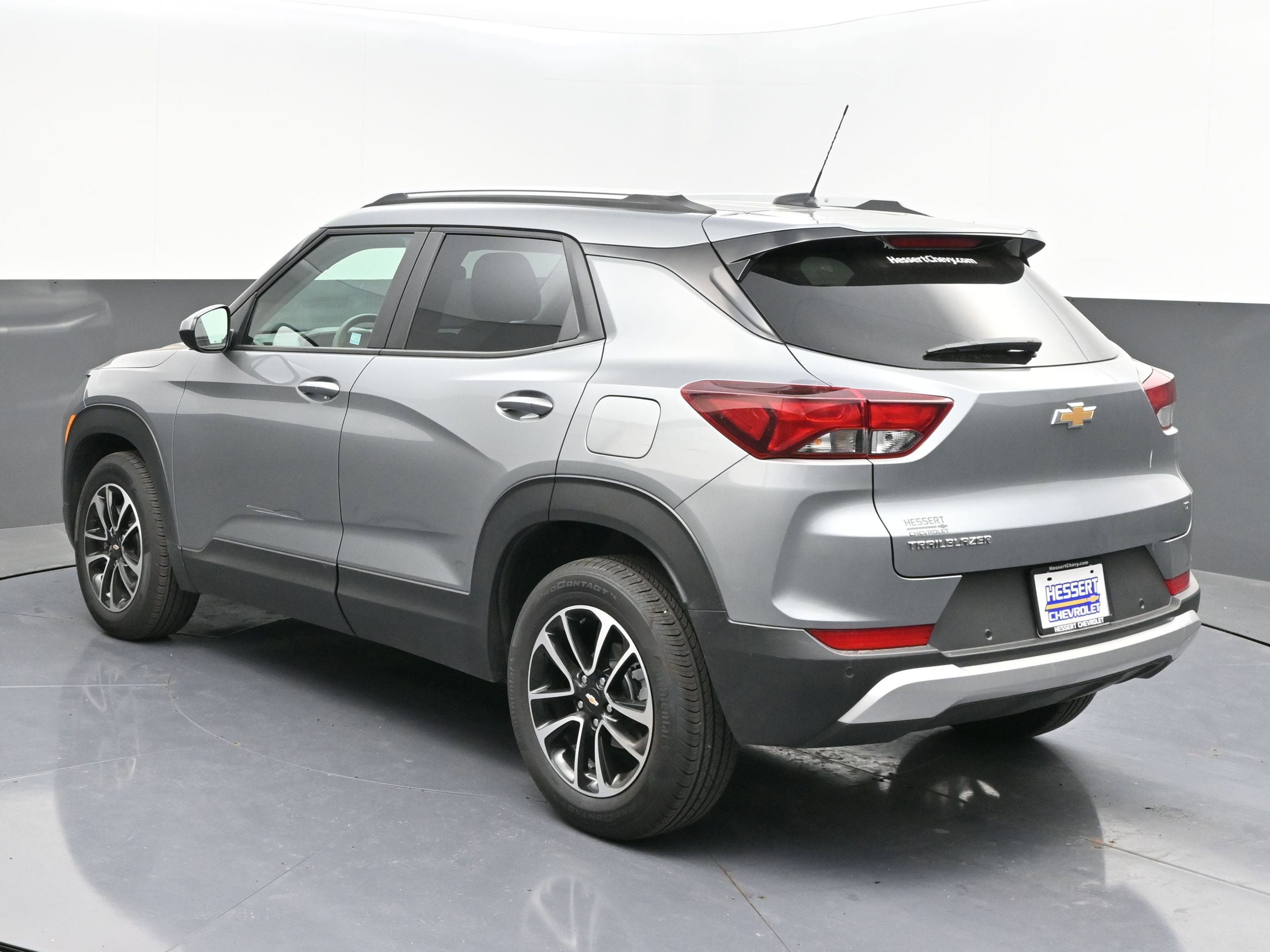 Used 2026 Chevrolet TrailBlazer LT w/ Driver Confidence Package FWD image 5