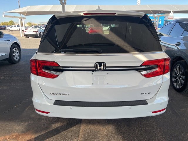 Used 2023 Honda Odyssey Elite image 5
