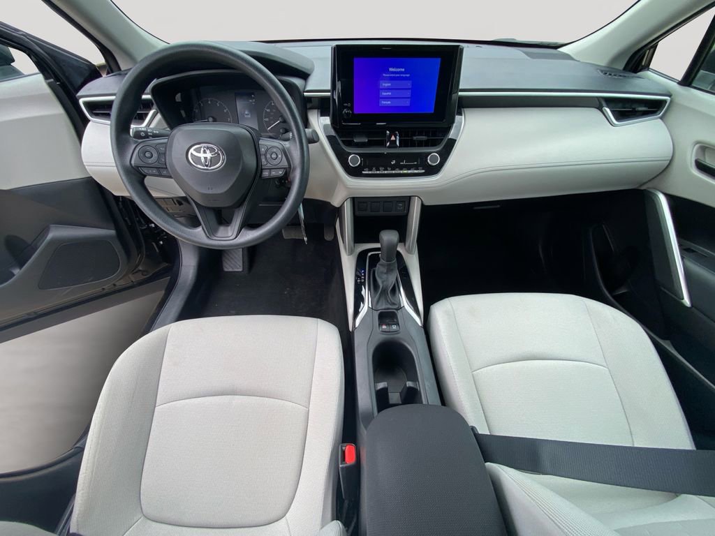 Used 2024 Toyota Corolla Cross L FWD image 10