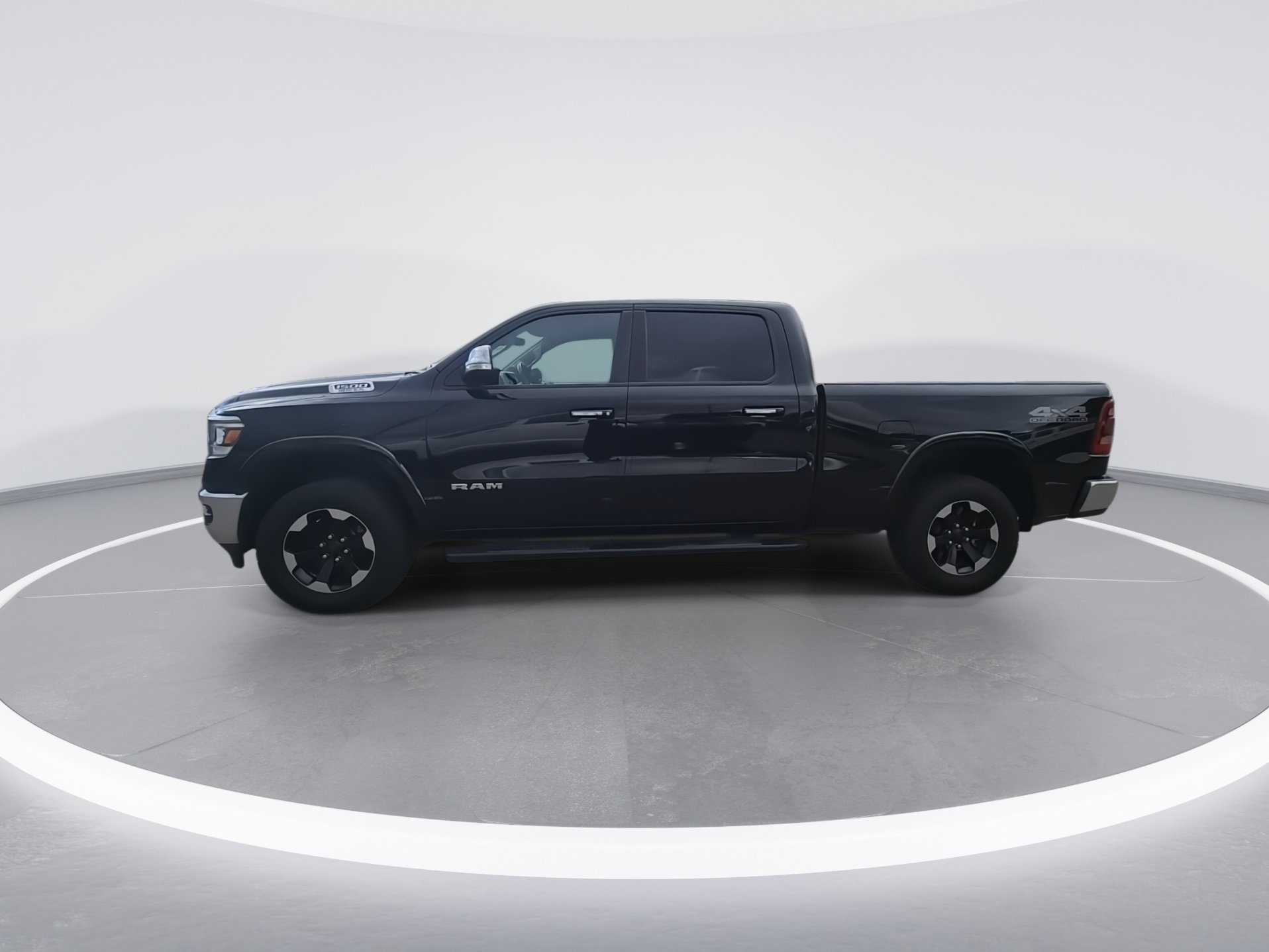 Certified 2019 RAM 1500 Laramie w/ Off Road Group image 5