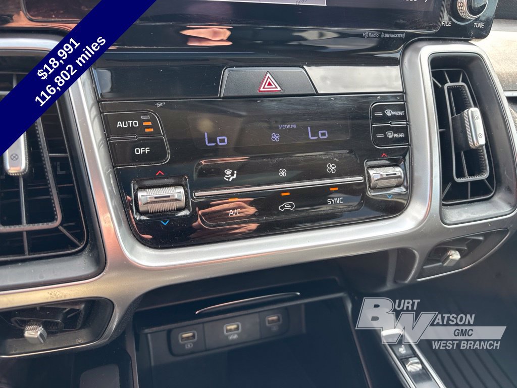 Used 2022 Kia Sorento S w/ Panoramic Sunroof Package AWD/4WD image 36