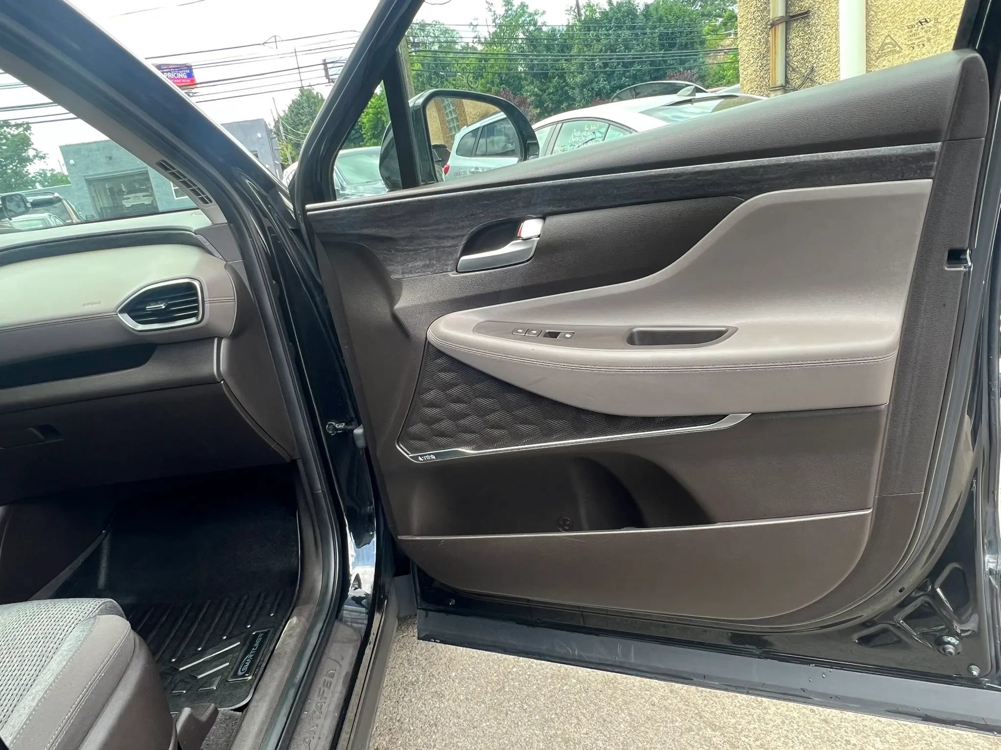 Used 2019 Hyundai Santa Fe SEL w/ Cargo Package AWD/4WD image 31