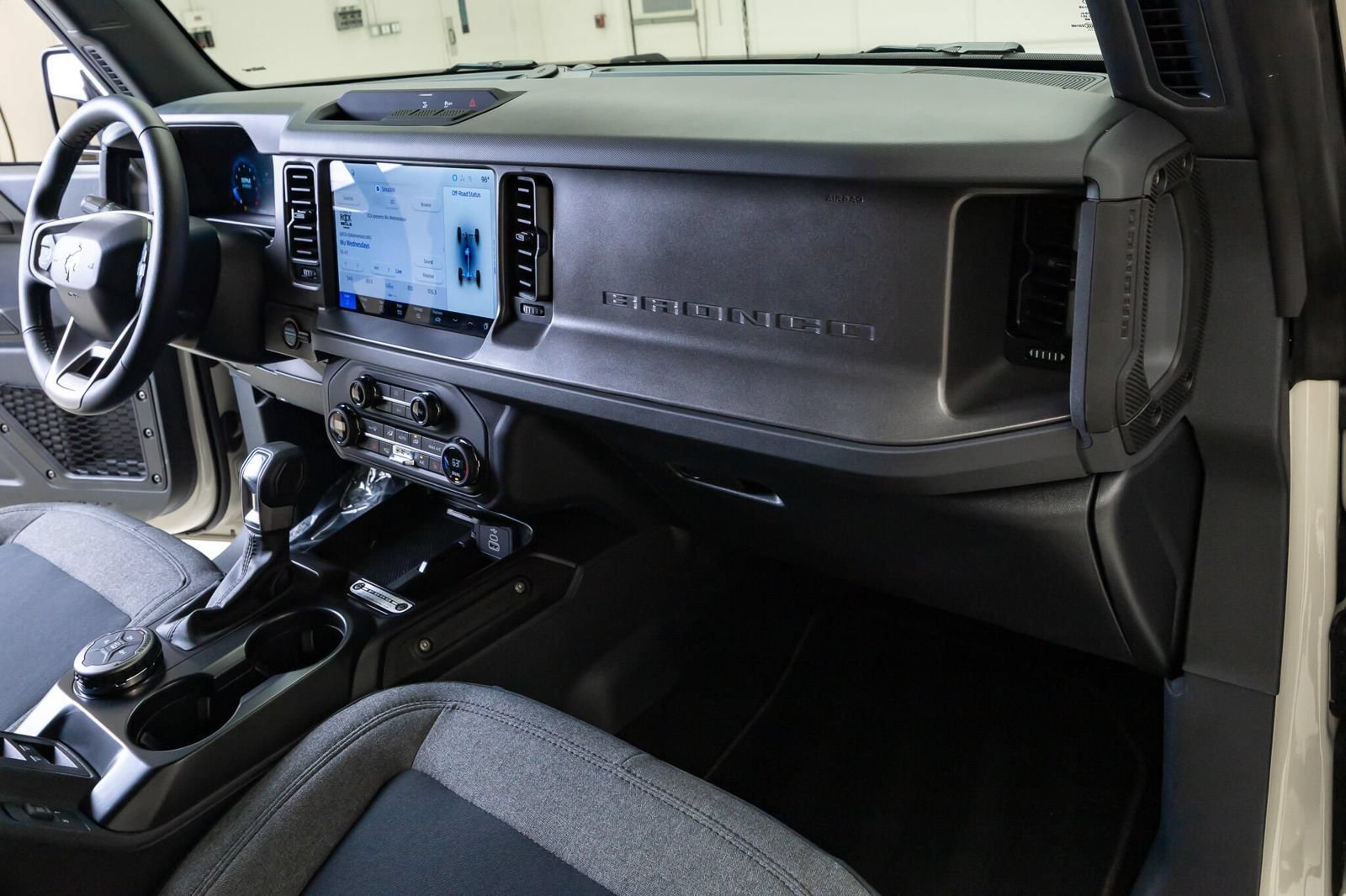 Used 2026 Ford Bronco Big Bend AWD/4WD image 14