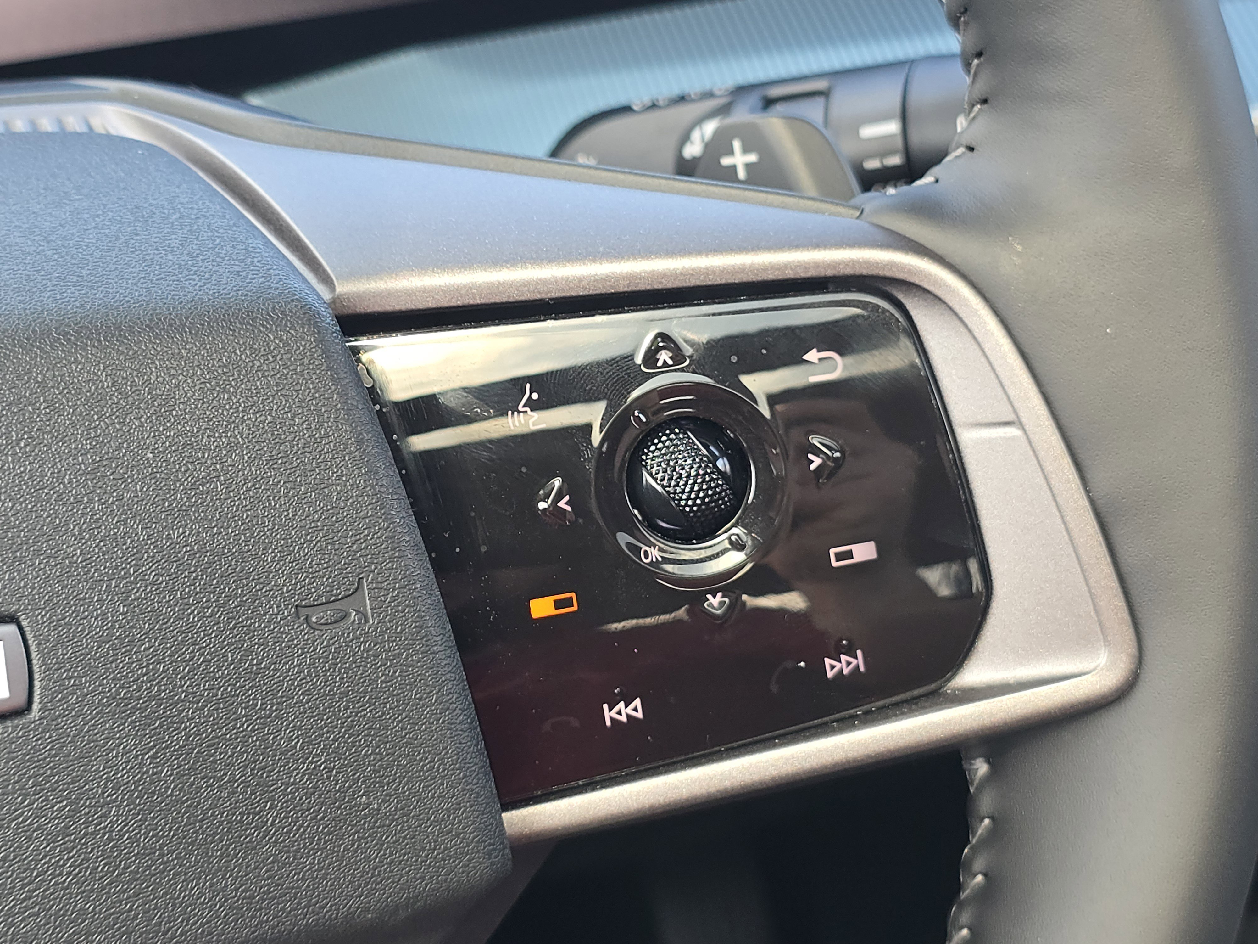 Used 2025 Nissan Murano SL image 14