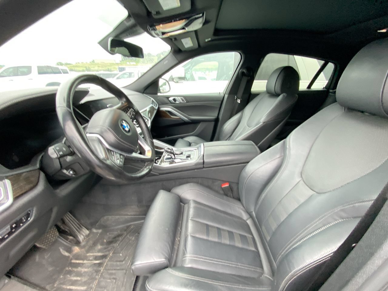 Used 2021 BMW X6 xDrive40i w/ Premium Package 2 AWD/4WD image 6