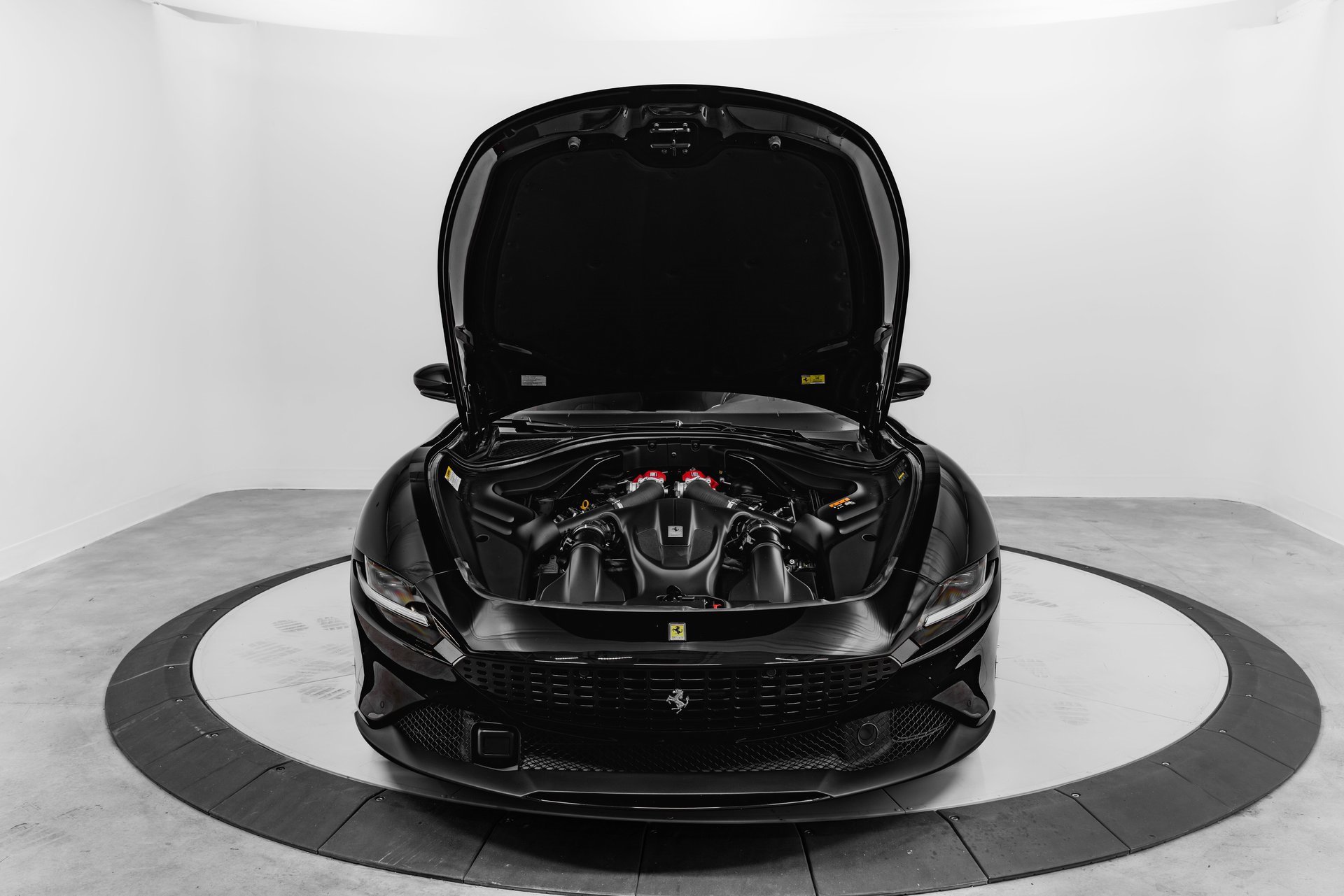 Certified 2024 Ferrari Roma Base image 19