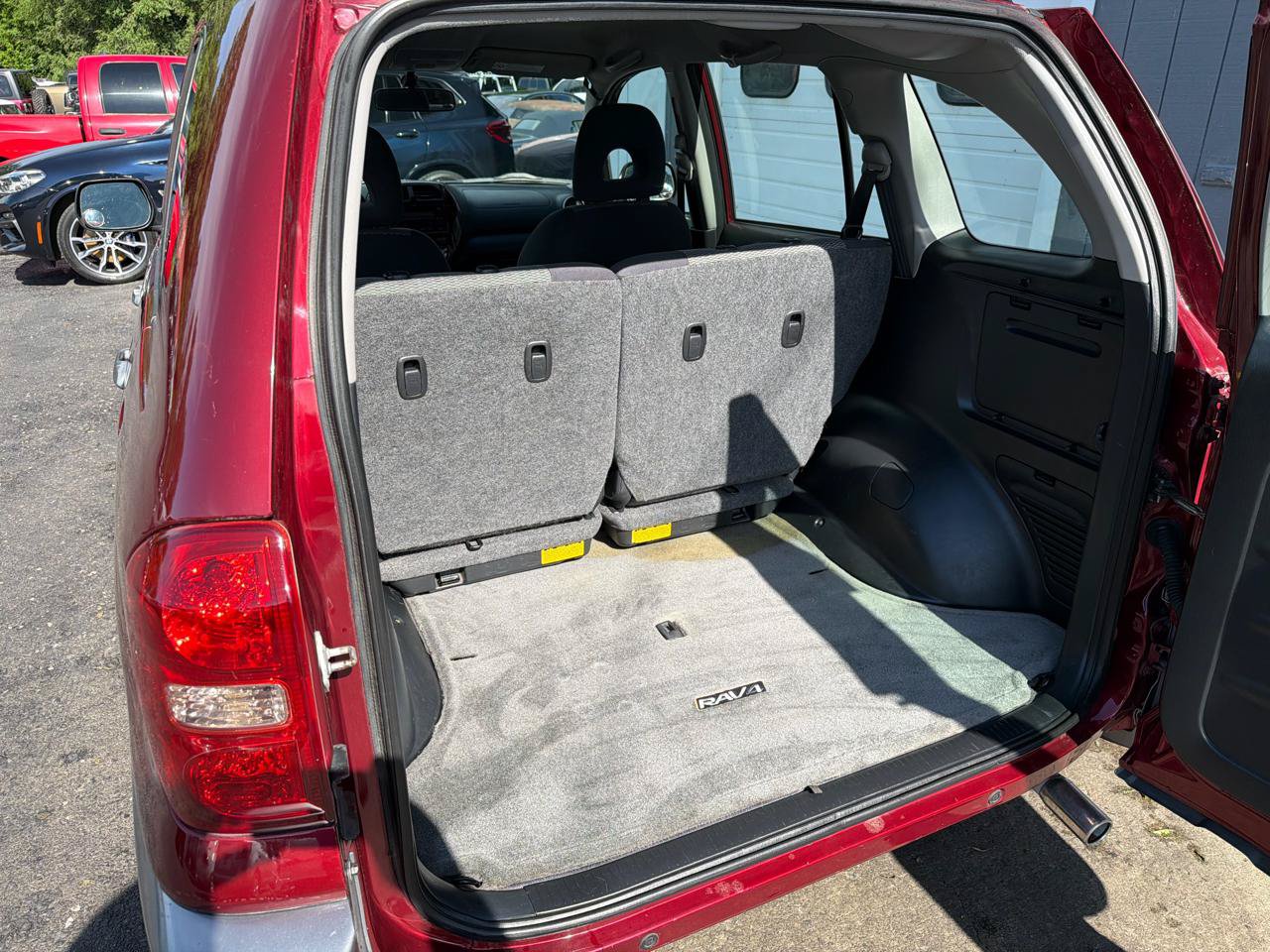 Used 2005 Toyota RAV4 2WD image 12