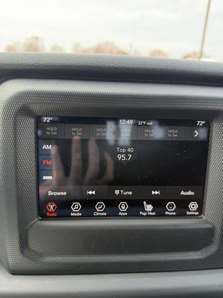 Used 2020 Jeep Gladiator Sport w/ Quick Order Package 24S image 11