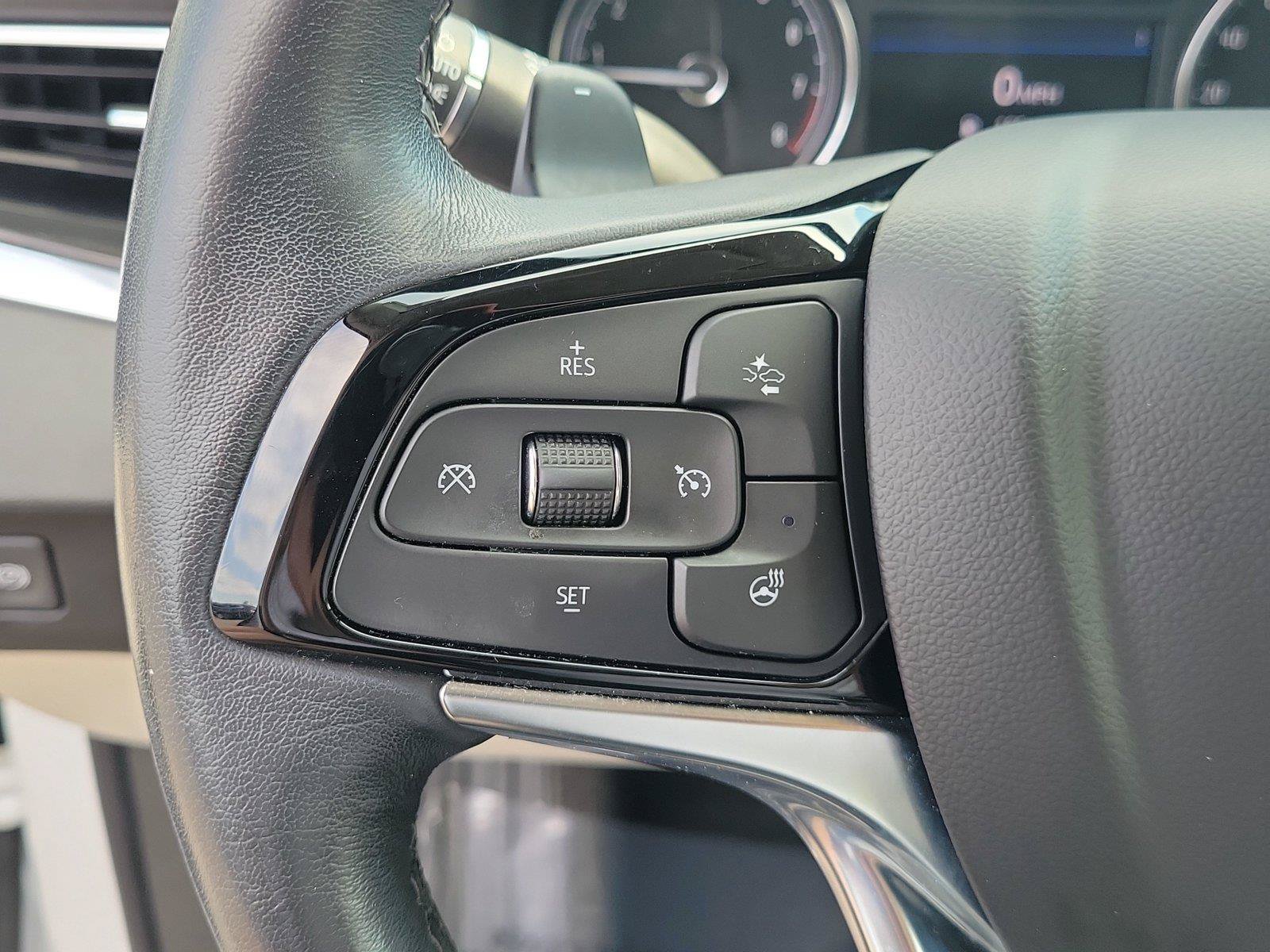 Used 2023 Buick Enclave Essence w/ Sport Touring Edition FWD image 23