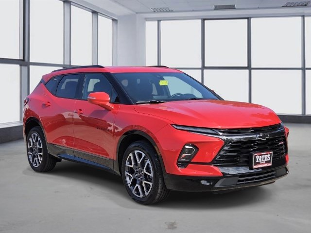 Used 2025 Chevrolet Blazer RS w/ LPO, Floor Liner Package AWD/4WD image 3