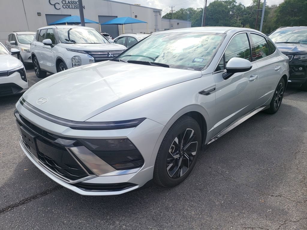 Used 2025 Hyundai Sonata SEL FWD video 1