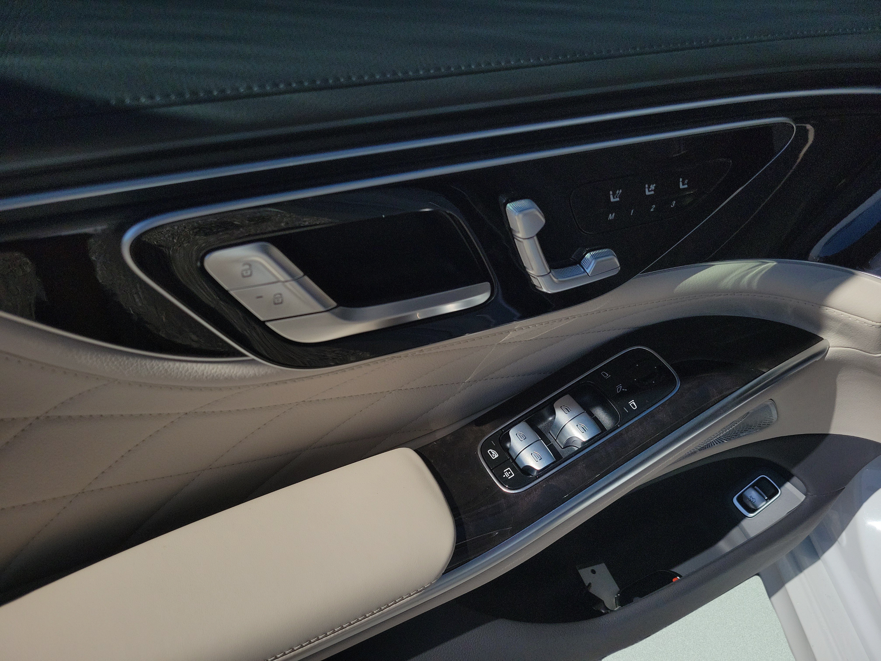 New 2027 Mercedes-Benz S 580 4MATIC Sedan image 17