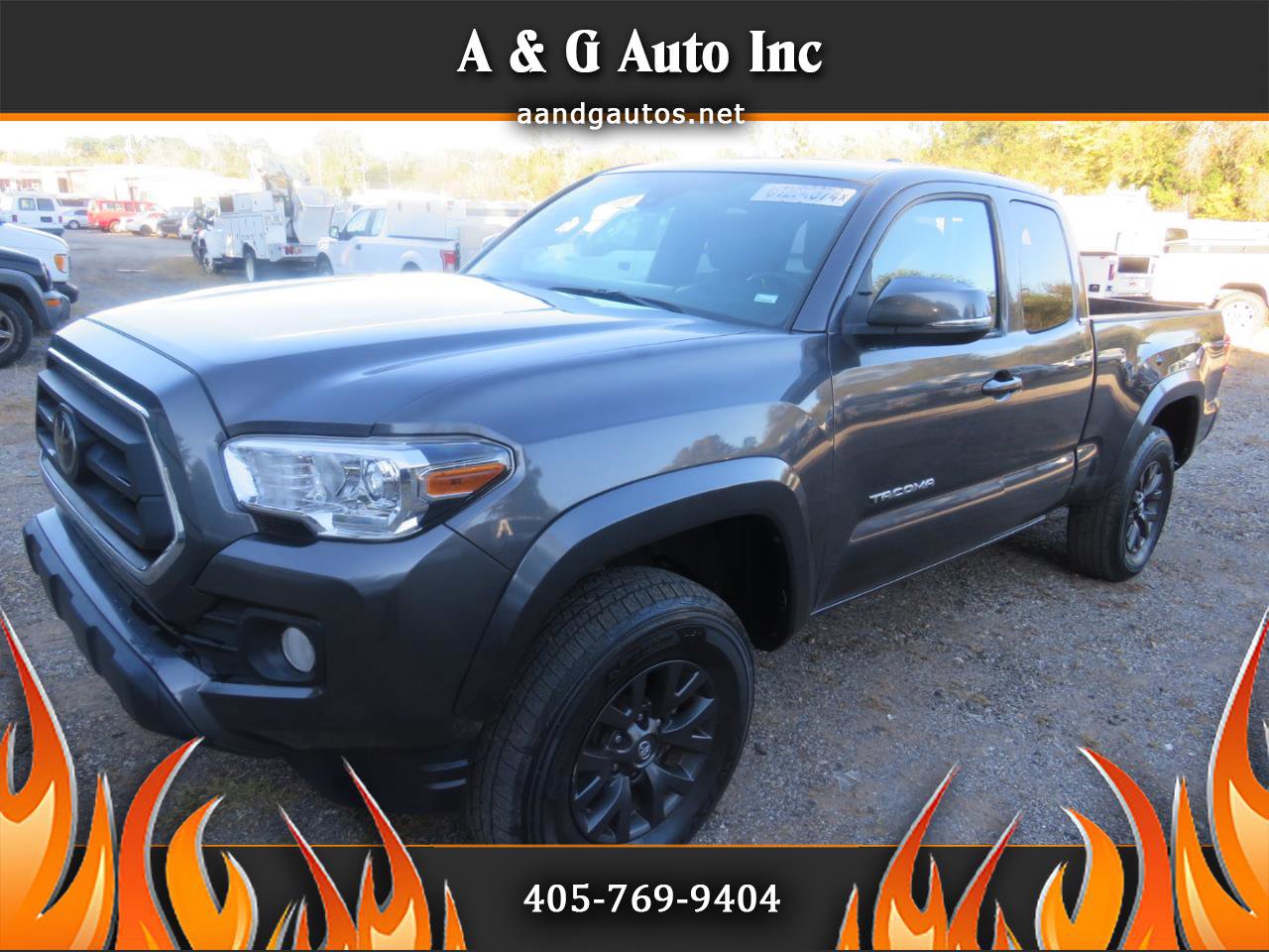 Used 2023 Toyota Tacoma SR5 w/ Technology Package image 1
