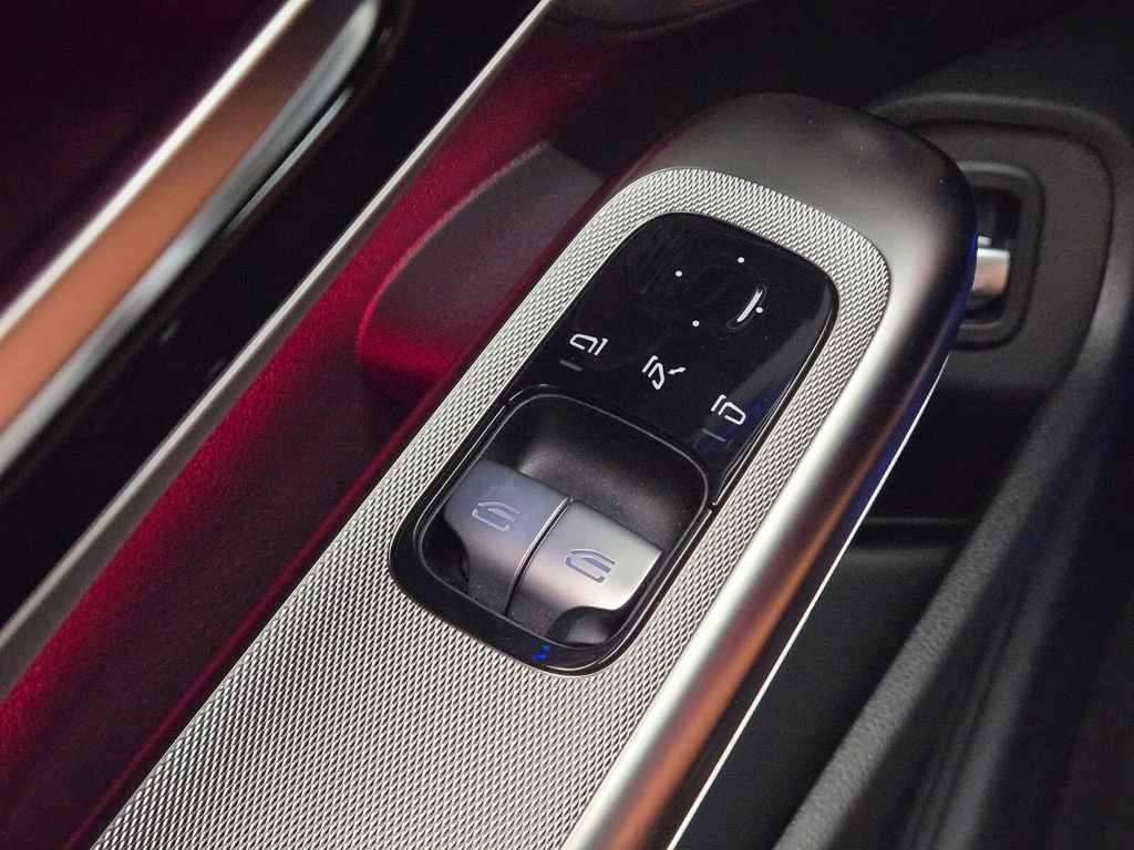 Used 2025 Mercedes-Benz CLE 53 AMG 4MATIC Coupe image 37