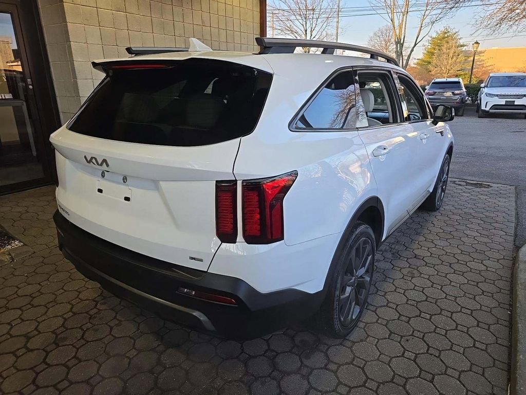 Used 2023 Kia Sorento X-Line EX image 7