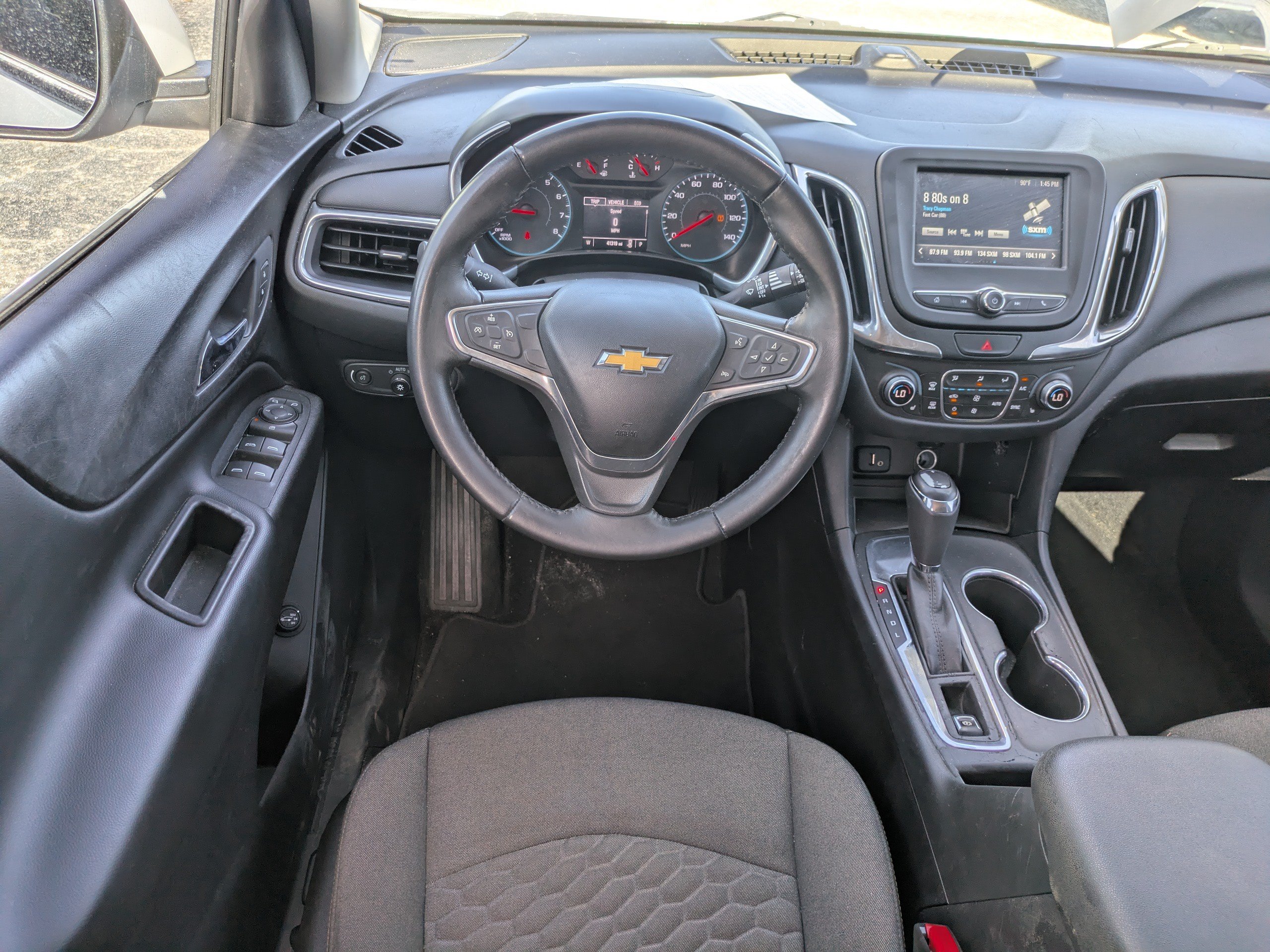 Used 2018 Chevrolet Equinox LT FWD image 15