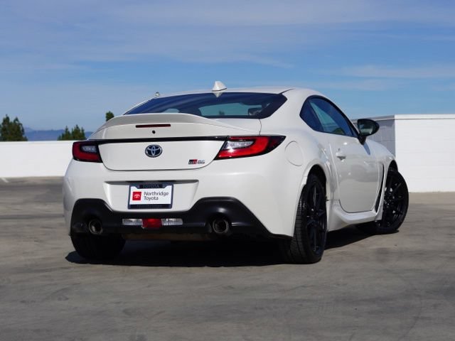Used 2022 Toyota GR86 Premium w/ ALL Weather Mat Package (TMS) RWD image 7