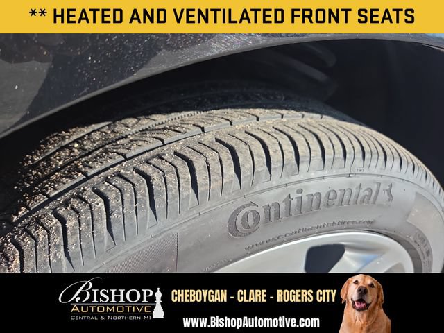 Used 2023 Buick Envision Avenir AWD/4WD image 29