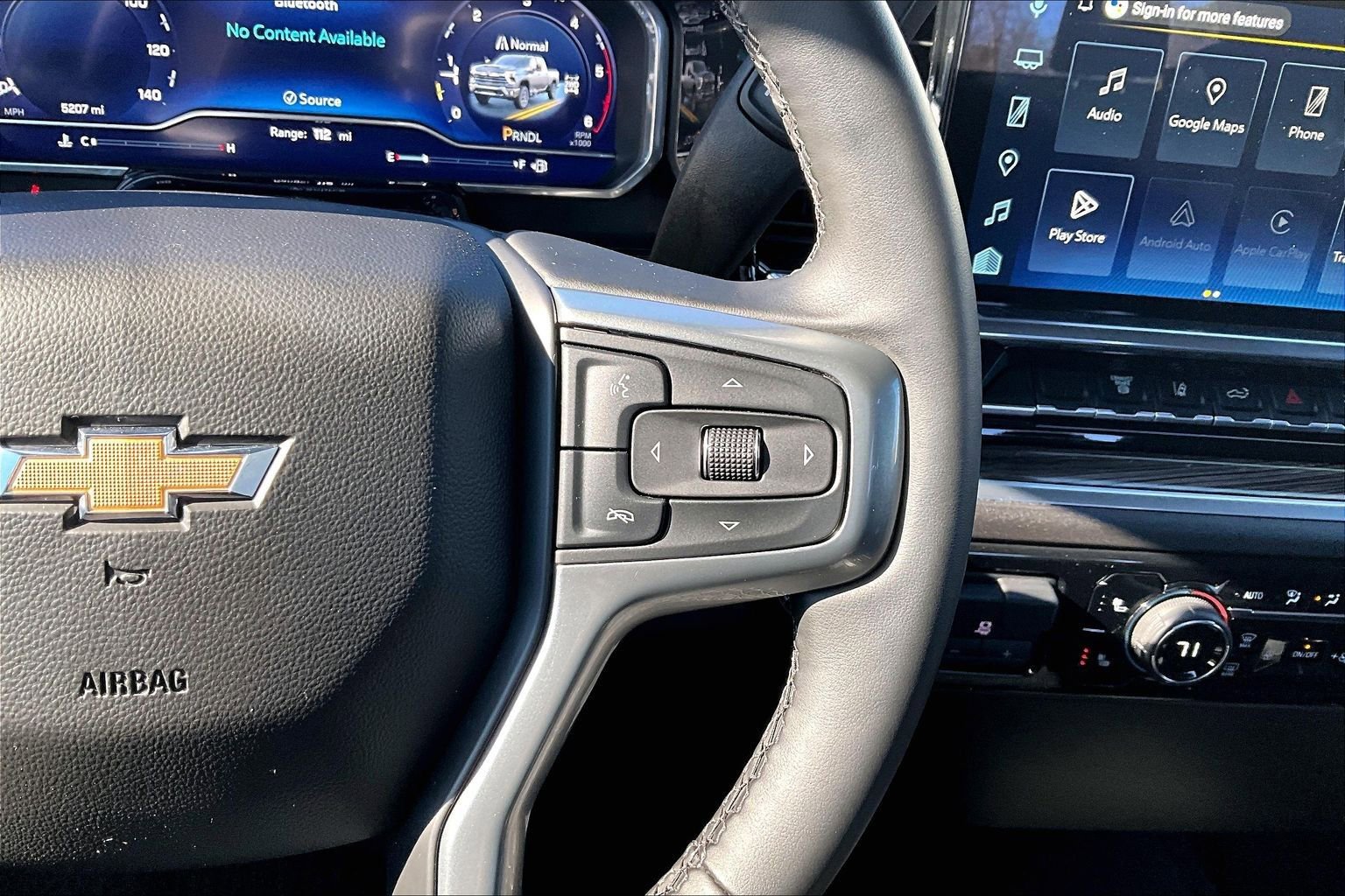 Used 2025 Chevrolet Silverado 2500 LT w/ Convenience Package image 13