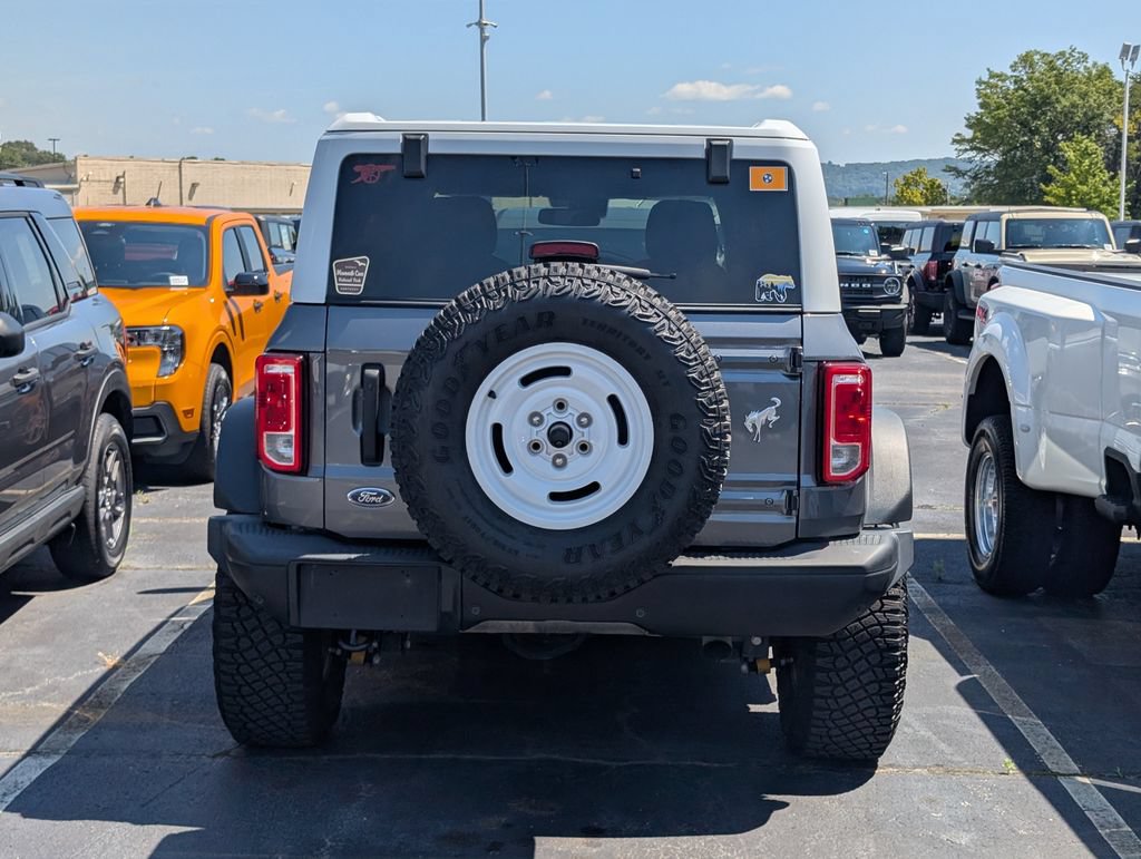 Used 2023 Ford Bronco Heritage Edition AWD/4WD image 6