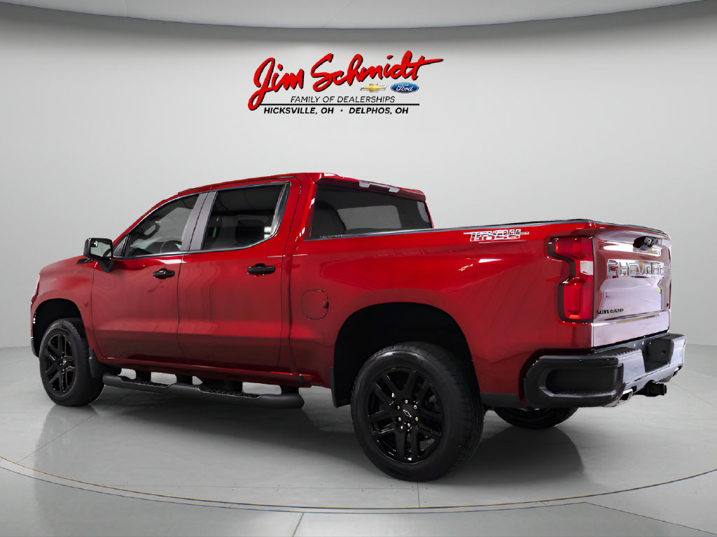 Used 2023 Chevrolet Silverado 1500 LT Trail Boss w/ Protection Package AWD/4WD image 4
