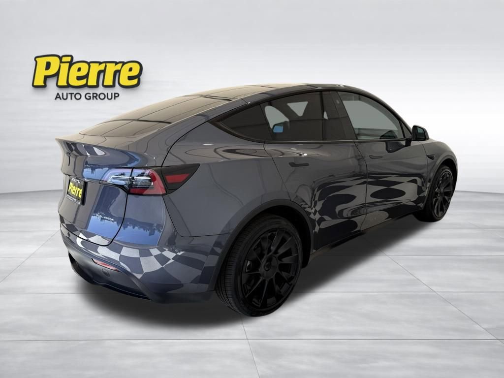 Used 2023 Tesla Model Y Long Range image 6