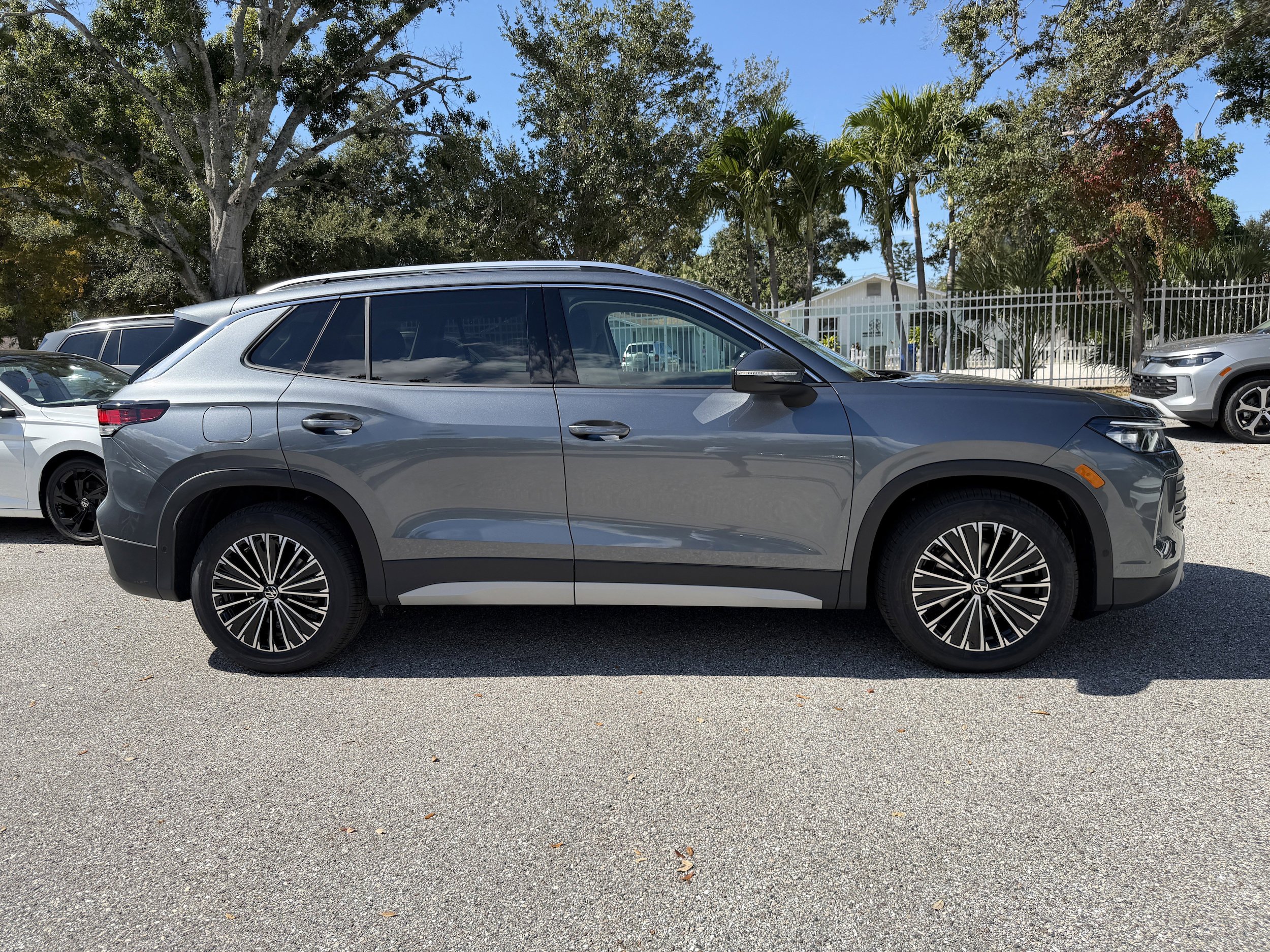 New 2026 Volkswagen Tiguan S image 2