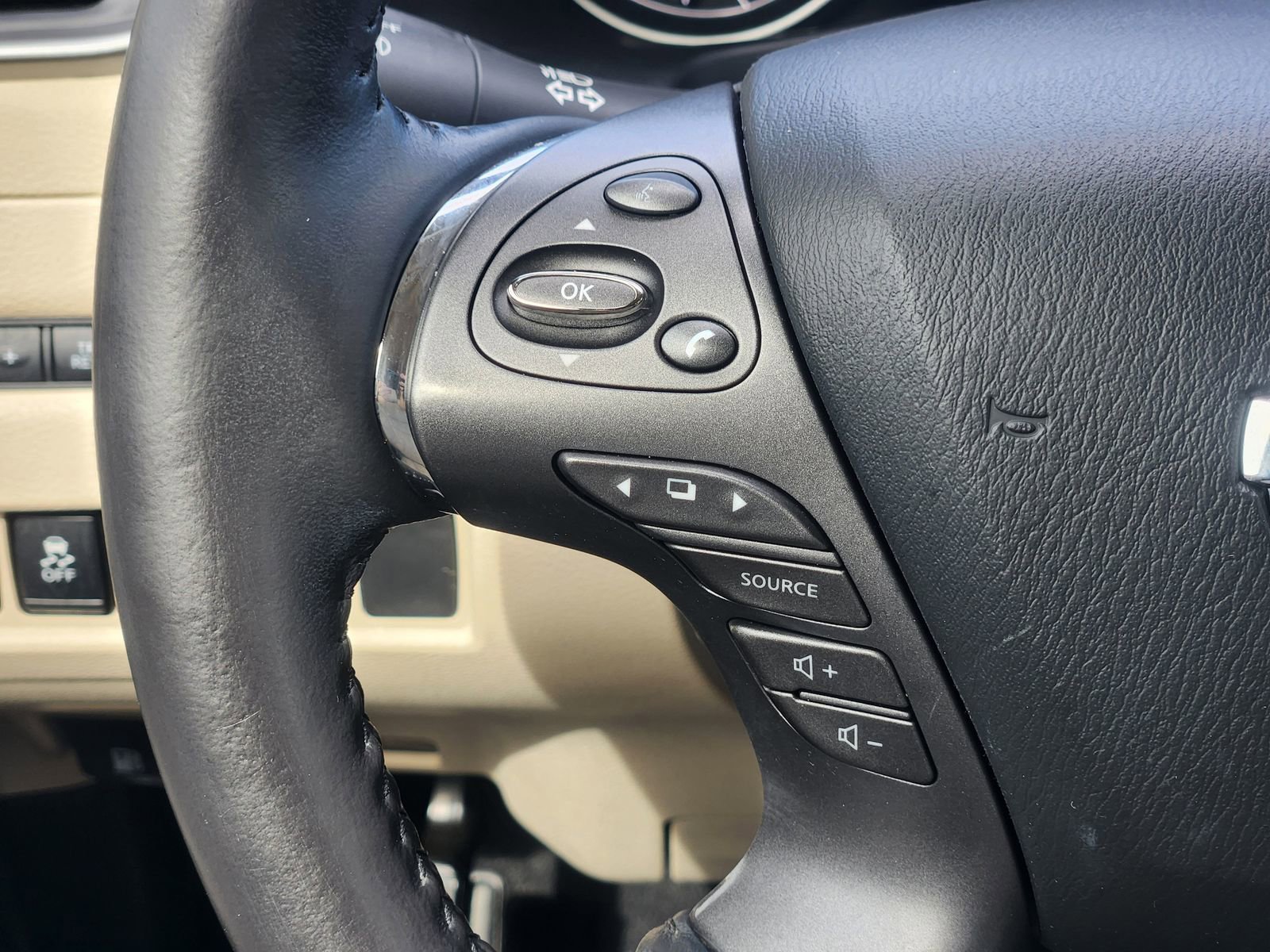 Used 2022 Nissan Murano Platinum w/ Cargo Package image 33