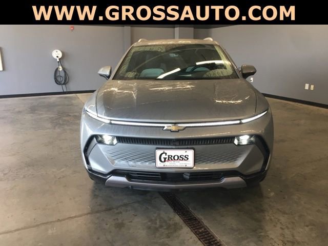 New 2026 Chevrolet Equinox EV LT w/ Convenience Package II image 4