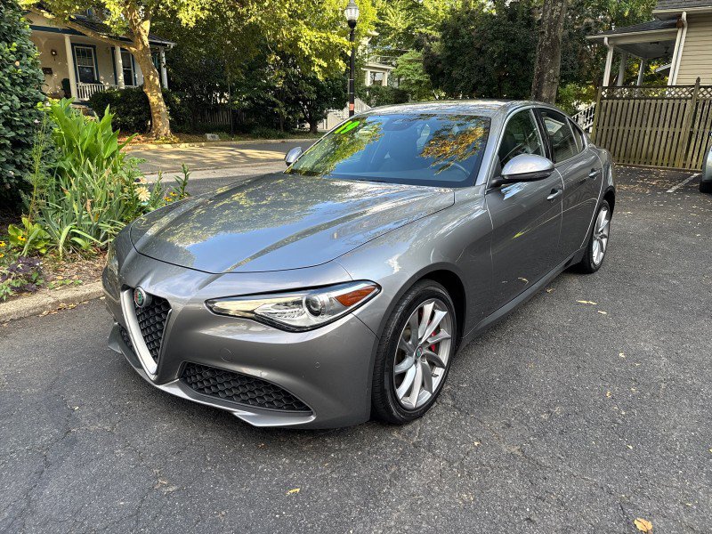Used 2019 Alfa Romeo Giulia AWD image 3