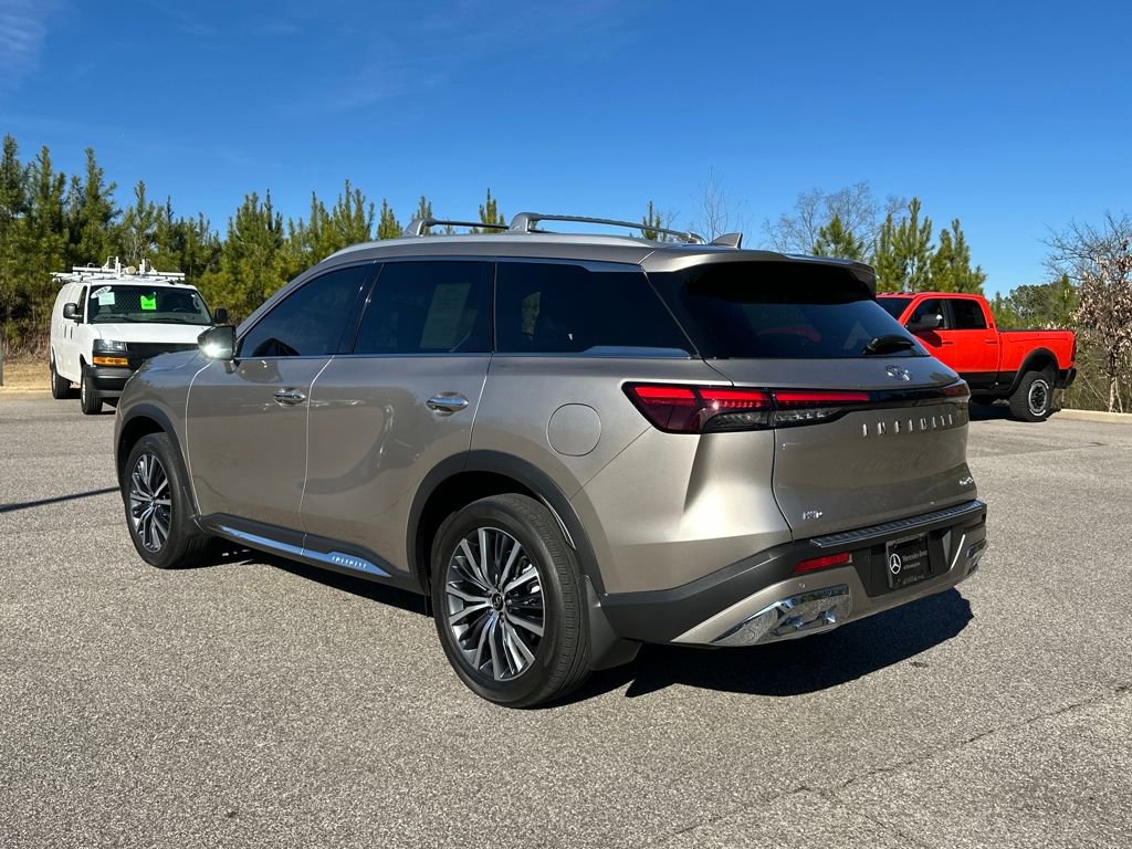 Used 2022 INFINITI QX60 Sensory w/ Vision Package image 9